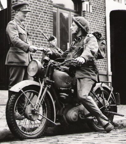 Early 1940, repainted bike with previous black square shining through.